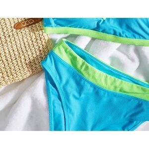 Salt + Cove Juniors' Ribbed V-Wire Bralette Bikini Bottoms Blue XL (61)